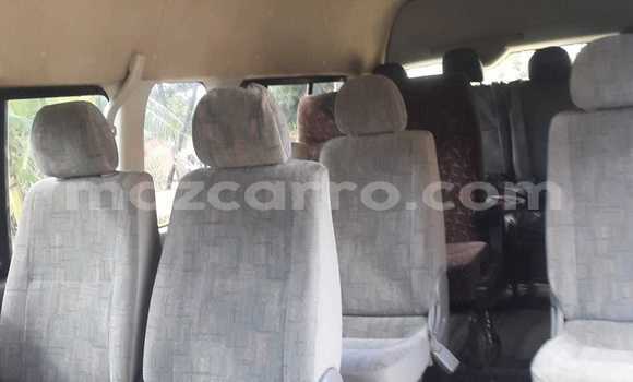 Comprar Usado Toyota Grand HiAce Branco Carro em Maputo em Maputo Comprar Usado Toyota Grand HiAce Branco Carro em Maputo em Maputo