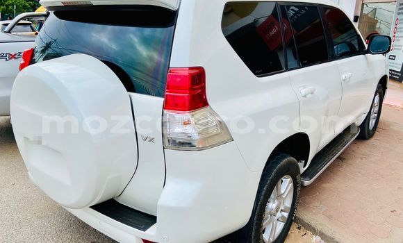 Nunua Ilio tumika Toyota Land Cruiser Prado Nyeupe Gari ndani ya Maputo nchini Maputo Nunua Ilio tumika Toyota Land Cruiser Prado Nyeupe Gari ndani ya Maputo nchini Maputo