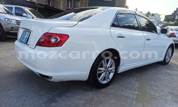 Tenga Tsaru Toyota Mark X Chena Mota in Maputo in Maputo Tenga Tsaru Toyota Mark X Chena Mota in Maputo in Maputo