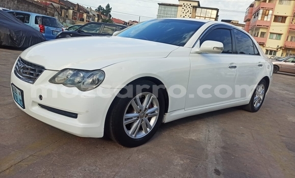 Tenga Tsaru Toyota Mark X Chena Mota in Maputo in Maputo Tenga Tsaru Toyota Mark X Chena Mota in Maputo in Maputo