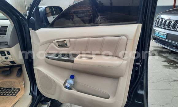 Nunua Ilio tumika Toyota Fortuner Nyeusi Gari ndani ya Maputo nchini Maputo Nunua Ilio tumika Toyota Fortuner Nyeusi Gari ndani ya Maputo nchini Maputo