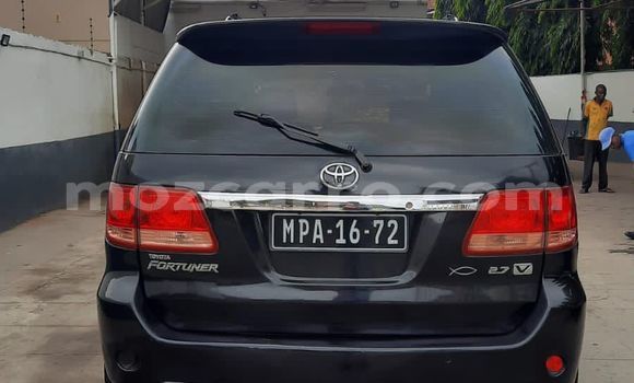 Nunua Ilio tumika Toyota Fortuner Nyeusi Gari ndani ya Maputo nchini Maputo Nunua Ilio tumika Toyota Fortuner Nyeusi Gari ndani ya Maputo nchini Maputo