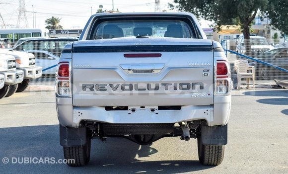 Comprar Importar Toyota Hilux De outros Carro em Import - Dubai em Cabo Delgado Comprar Importar Toyota Hilux De outros Carro em Import - Dubai em Cabo Delgado