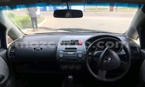 Nunua Ilio tumika Honda Fit Bluu Gari ndani ya Maputo nchini Maputo Nunua Ilio tumika Honda Fit Bluu Gari ndani ya Maputo nchini Maputo