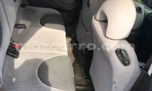 Nunua Ilio tumika Honda Fit Bluu Gari ndani ya Maputo nchini Maputo Nunua Ilio tumika Honda Fit Bluu Gari ndani ya Maputo nchini Maputo