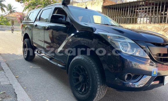 Nunua Ilio tumika Mazda BT-50 Brown Gari ndani ya Maputo nchini Maputo Nunua Ilio tumika Mazda BT-50 Brown Gari ndani ya Maputo nchini Maputo