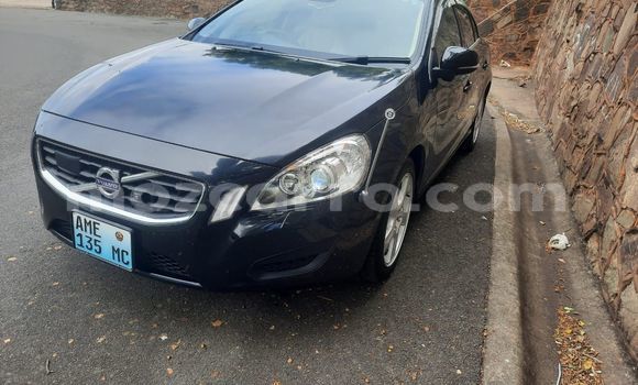 Comprar Usado Volvo S60 Azul Carro em Maputo em Maputo Comprar Usado Volvo S60 Azul Carro em Maputo em Maputo