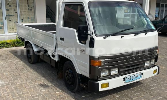Tenga Tsaru Toyota Dyna Chena Mota in Maputo in Maputo Tenga Tsaru Toyota Dyna Chena Mota in Maputo in Maputo