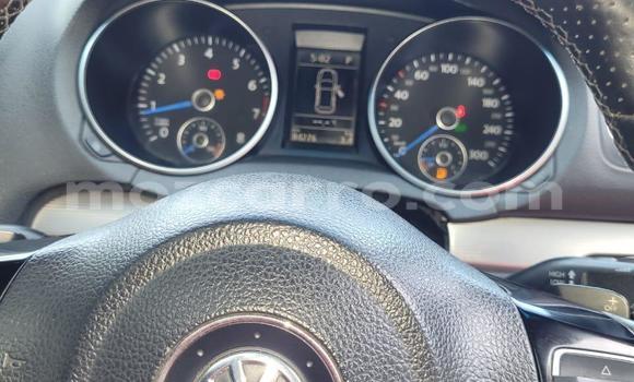 Nunua Ilio tumika Volkswagen Golf Nyeupe Gari ndani ya Maputo nchini Maputo Nunua Ilio tumika Volkswagen Golf Nyeupe Gari ndani ya Maputo nchini Maputo