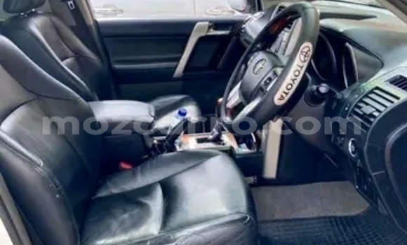 Comprar Usado Toyota Land Cruiser Prado Branco Carro em Maputo em Maputo Comprar Usado Toyota Land Cruiser Prado Branco Carro em Maputo em Maputo