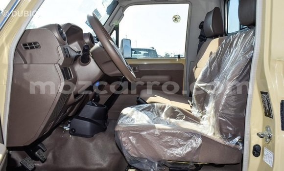 Comprar Importar Toyota Land Cruiser Bege Carro em Import - Dubai em Cabo Delgado Comprar Importar Toyota Land Cruiser Bege Carro em Import - Dubai em Cabo Delgado