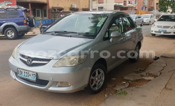 Buy Used Honda Fit Silver Car in Maputo in Maputo Buy Used Honda Fit Silver Car in Maputo in Maputo