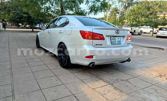 Tenga Tsaru Lexus IS Chena Mota in Maputo in Maputo Tenga Tsaru Lexus IS Chena Mota in Maputo in Maputo