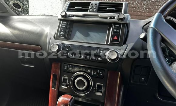 Nunua Ilio tumika Toyota Land Cruiser Prado Nyeupe Gari ndani ya Maputo nchini Maputo Nunua Ilio tumika Toyota Land Cruiser Prado Nyeupe Gari ndani ya Maputo nchini Maputo
