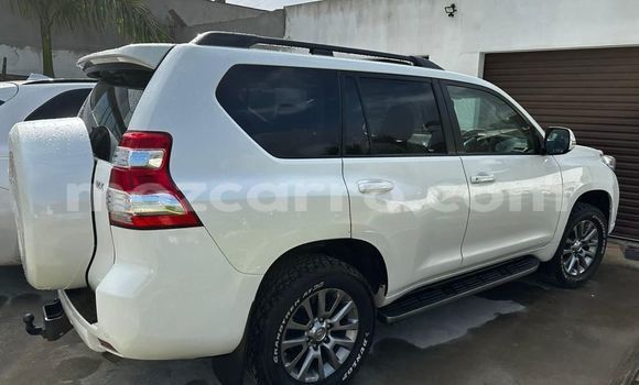 Nunua Ilio tumika Toyota Land Cruiser Prado Nyeupe Gari ndani ya Maputo nchini Maputo Nunua Ilio tumika Toyota Land Cruiser Prado Nyeupe Gari ndani ya Maputo nchini Maputo