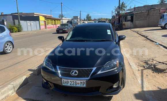 Nunua Ilio tumika Lexus IS Nyeusi Gari ndani ya Maputo nchini Maputo