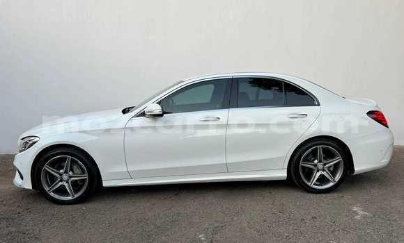 Buy Used Mercedes-Benz C-Classe White Car in Maputo in Maputo Buy Used Mercedes-Benz C-Classe White Car in Maputo in Maputo