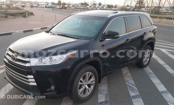 Tenga Imported Toyota Highlander Nhema Mota in Import - Dubai in Cabo Delgado Tenga Imported Toyota Highlander Nhema Mota in Import - Dubai in Cabo Delgado