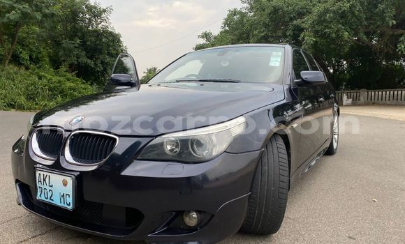 Comprar Usado BMW 5-Series Preto Carro em Maputo em Maputo