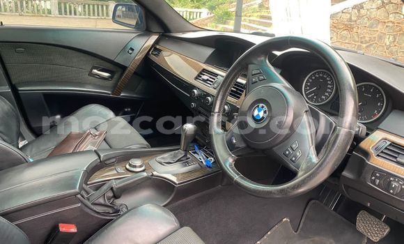 Nunua Ilio tumika BMW 5-Series Nyeusi Gari ndani ya Maputo nchini Maputo Nunua Ilio tumika BMW 5-Series Nyeusi Gari ndani ya Maputo nchini Maputo