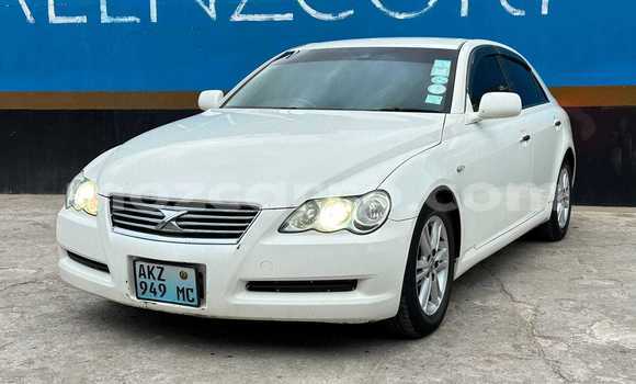 Tenga Tsaru Toyota Mark X Chena Mota in Maputo in Maputo Tenga Tsaru Toyota Mark X Chena Mota in Maputo in Maputo