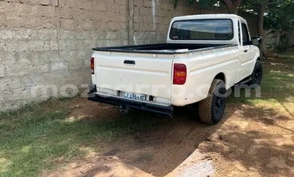 Buy Used Mahindra Scorpio White Car in Maputo in Maputo Buy Used Mahindra Scorpio White Car in Maputo in Maputo