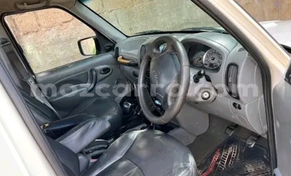 Buy Used Mahindra Scorpio White Car in Maputo in Maputo Buy Used Mahindra Scorpio White Car in Maputo in Maputo