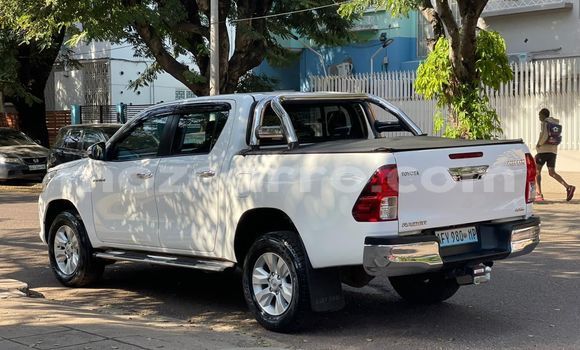 Nunua Ilio tumika Toyota Hiluxe Revo Nyeupe Gari ndani ya Maputo nchini Maputo Nunua Ilio tumika Toyota Hiluxe Revo Nyeupe Gari ndani ya Maputo nchini Maputo