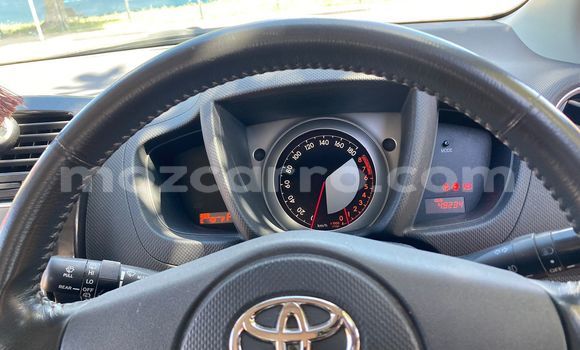 Buy Used Toyota IST Red Car in Maputo in Maputo Buy Used Toyota IST Red Car in Maputo in Maputo