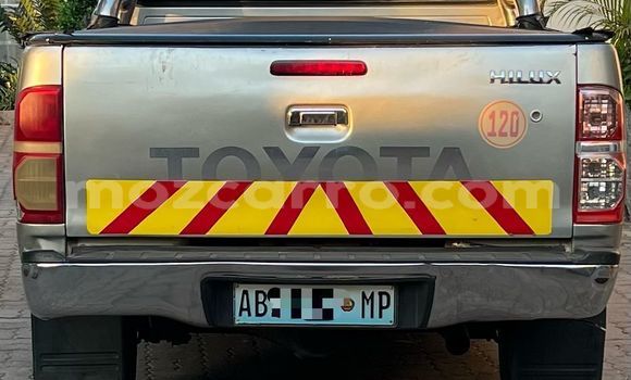 Buy Used Toyota Land Cruiser Silver Car in Maputo in Maputo Buy Used Toyota Land Cruiser Silver Car in Maputo in Maputo