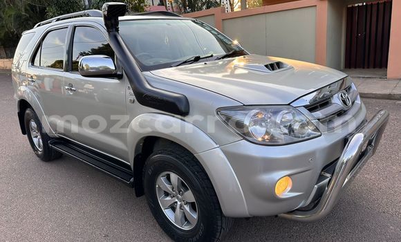 Comprar Usado Toyota Fortuner De outros Carro em Maputo em Maputo