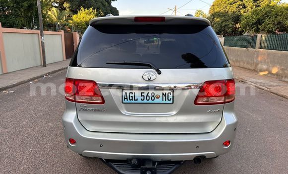 Nunua Ilio tumika Toyota Fortuner Nyingine Gari ndani ya Maputo nchini Maputo Nunua Ilio tumika Toyota Fortuner Nyingine Gari ndani ya Maputo nchini Maputo