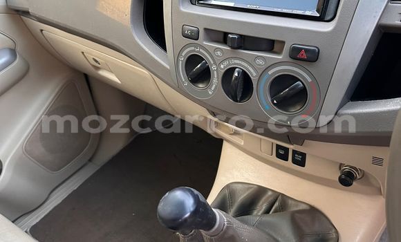 Nunua Ilio tumika Toyota Fortuner Nyingine Gari ndani ya Maputo nchini Maputo Nunua Ilio tumika Toyota Fortuner Nyingine Gari ndani ya Maputo nchini Maputo