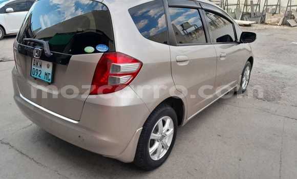 Nunua Ilio tumika Honda Fit Brown Gari ndani ya Maputo nchini Maputo Nunua Ilio tumika Honda Fit Brown Gari ndani ya Maputo nchini Maputo