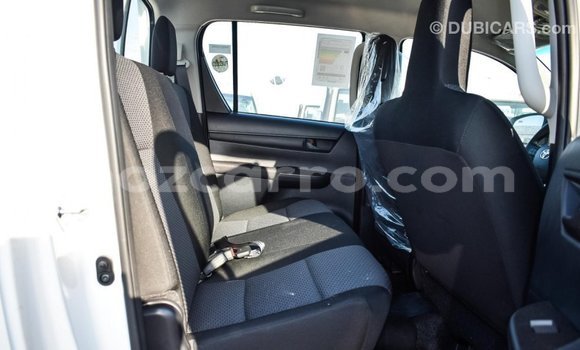 Buy Import Toyota Hilux White Car in Import - Dubai in Cabo Delgado Buy Import Toyota Hilux White Car in Import - Dubai in Cabo Delgado