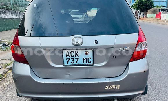 Buy Used Honda Fit Silver Car in Maputo in Maputo Buy Used Honda Fit Silver Car in Maputo in Maputo