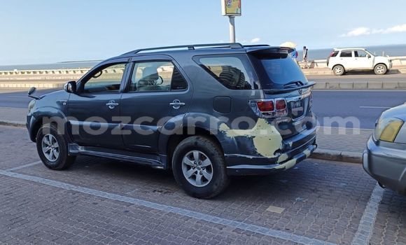 Comprar Usado Toyota Fortuner Preto Carro em Maputo em Maputo Comprar Usado Toyota Fortuner Preto Carro em Maputo em Maputo