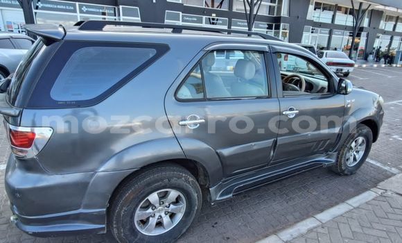 Comprar Usado Toyota Fortuner Preto Carro em Maputo em Maputo Comprar Usado Toyota Fortuner Preto Carro em Maputo em Maputo