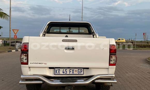 Buy Used Toyota Hilux White Car in Maputo in Maputo Buy Used Toyota Hilux White Car in Maputo in Maputo