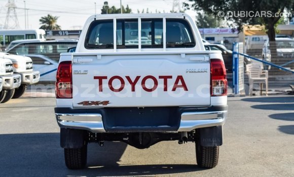 Buy Import Toyota Hilux White Car in Import - Dubai in Cabo Delgado Buy Import Toyota Hilux White Car in Import - Dubai in Cabo Delgado