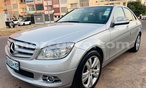 Tenga Tsaru Mercedes‒Benz C-Class Sirivha Mota in Maputo in Maputo Tenga Tsaru Mercedes‒Benz C-Class Sirivha Mota in Maputo in Maputo