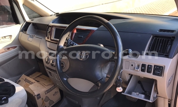 Nunua Ilio tumika Toyota Noah Fedha Gari ndani ya Maputo nchini Maputo Nunua Ilio tumika Toyota Noah Fedha Gari ndani ya Maputo nchini Maputo