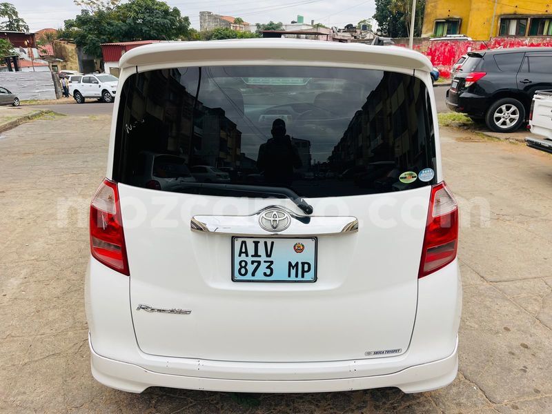 Big with watermark toyota ractis maputo maputo 15242