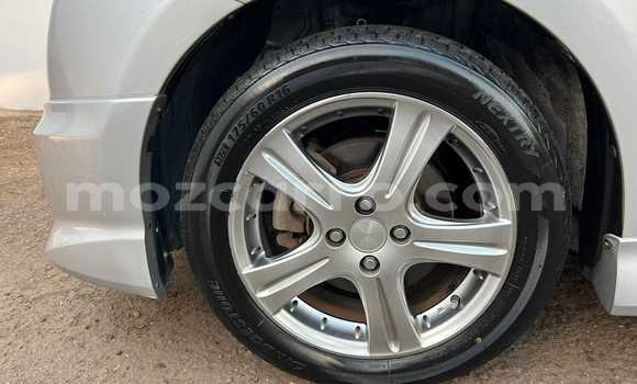 Nunua Ilio tumika Toyota Ractis Fedha Gari ndani ya Maputo nchini Maputo Nunua Ilio tumika Toyota Ractis Fedha Gari ndani ya Maputo nchini Maputo