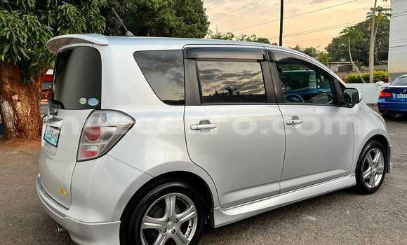 Nunua Ilio tumika Toyota Ractis Fedha Gari ndani ya Maputo nchini Maputo Nunua Ilio tumika Toyota Ractis Fedha Gari ndani ya Maputo nchini Maputo