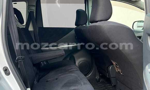 Nunua Ilio tumika Toyota Ractis Fedha Gari ndani ya Maputo nchini Maputo Nunua Ilio tumika Toyota Ractis Fedha Gari ndani ya Maputo nchini Maputo