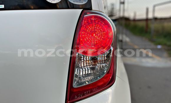 Buy Used Toyota Ractis White Car in Maputo in Maputo Buy Used Toyota Ractis White Car in Maputo in Maputo