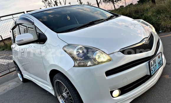 Buy Used Toyota Ractis White Car in Maputo in Maputo Buy Used Toyota Ractis White Car in Maputo in Maputo