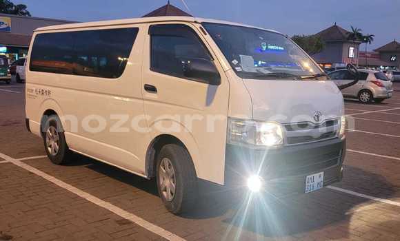 Tenga Tsaru Toyota Hiace Chena Mota in Maputo in Maputo Tenga Tsaru Toyota Hiace Chena Mota in Maputo in Maputo