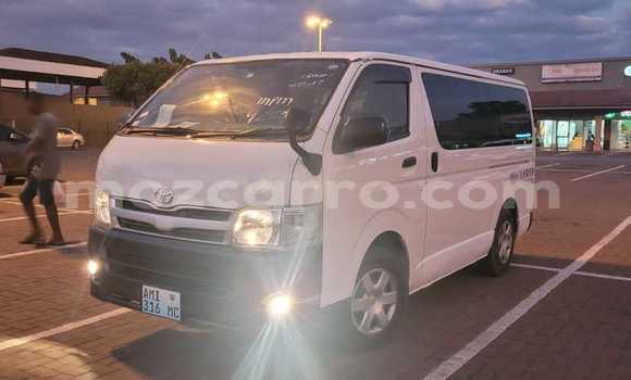 Tenga Tsaru Toyota Hiace Chena Mota in Maputo in Maputo Tenga Tsaru Toyota Hiace Chena Mota in Maputo in Maputo